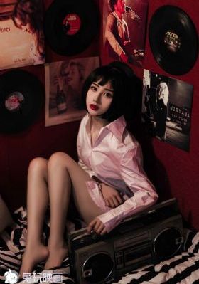 欧美情趣丝袜视频_BD国语高清视频播放